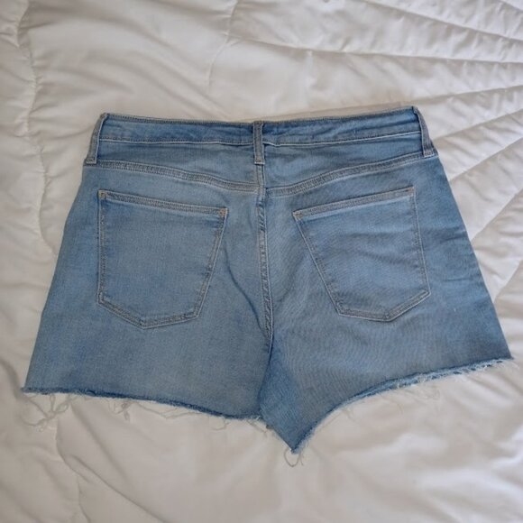 Universal Thread High Rise Midi Shorts - Picture 2 of 3